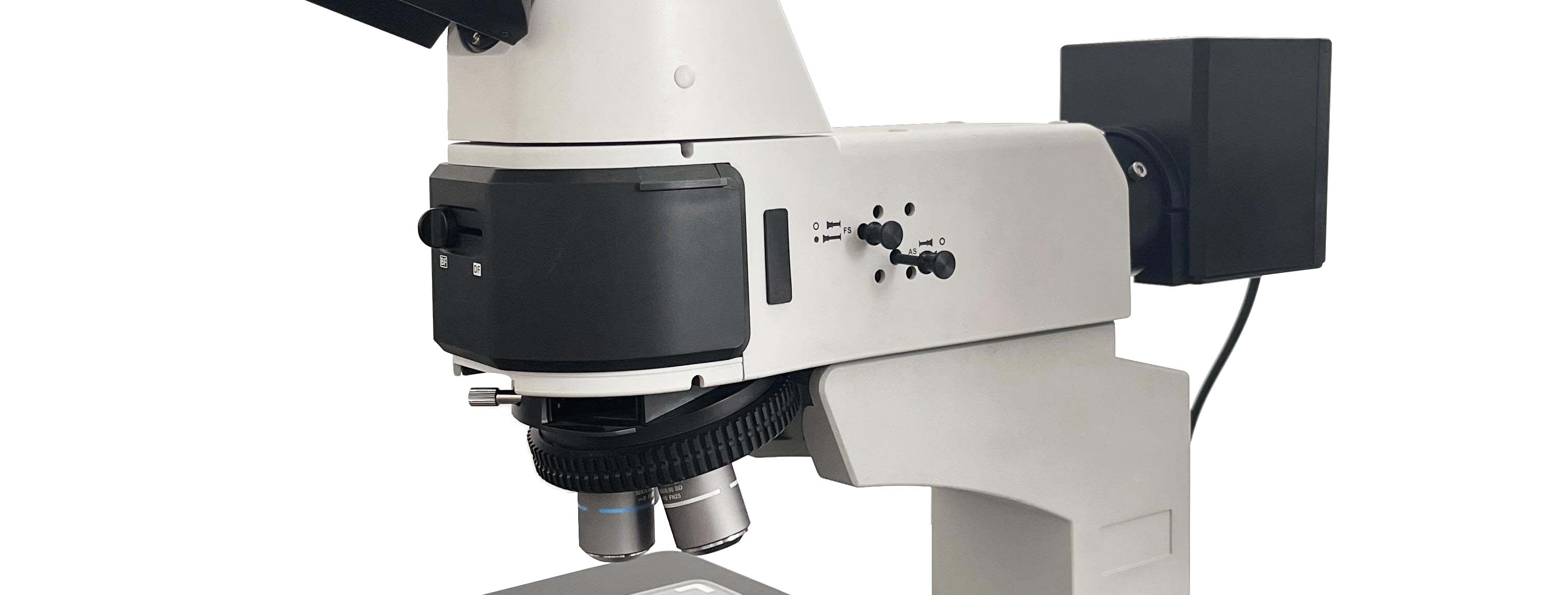 Microscópio metalográfico eletrônico