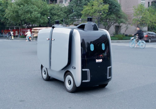 Mídia britânica: China terá mais robôs de entrega na estrada