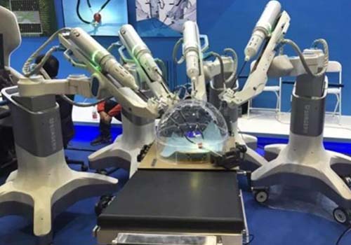 no que diz respeito à saúde do povo chinês, a ascensão dos robôs cirúrgicos nacionais e do capital estrangeiro abocanhando o mercado de 53,8 bilhões